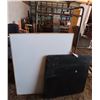 Image 1 : 4.3ft White Board, 22x34inches Table, 28.5x64.528.5inches bed frame