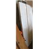 Image 2 : 2 Bi-Fold Closet Doors - 15x78 1/2"
