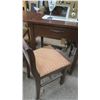 Image 4 : Singer Sewing Machine with Chair and Accessories
