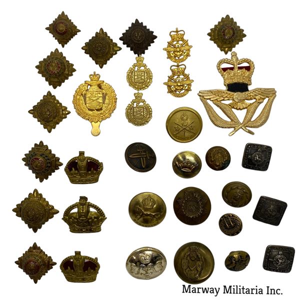 Lot of Canadian Military Badges & Buttons