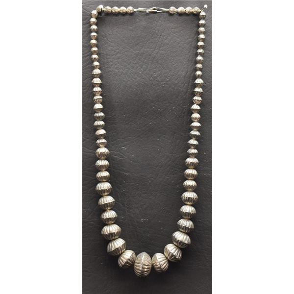 NAVAJO INDIAN NECKLACE