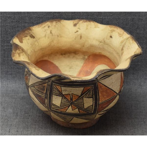 ACOMA INDIAN POTTERY LAMP SHADE