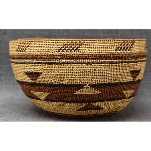 YUROK INDIAN BASKETRY BOWL