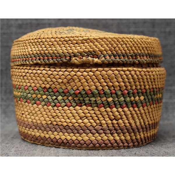 NOOTKA/MAKAH INDIAN LIDDED BASKET