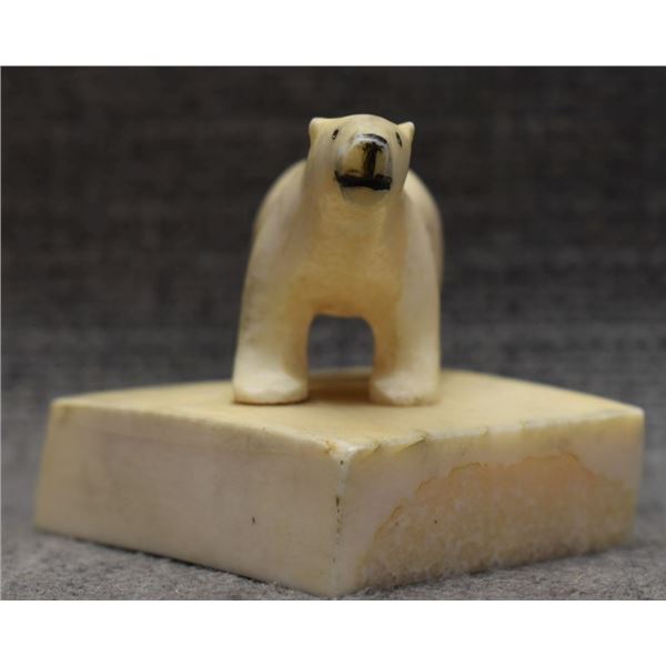 ESKIMO INDIAN CARVED IVORY BEAR