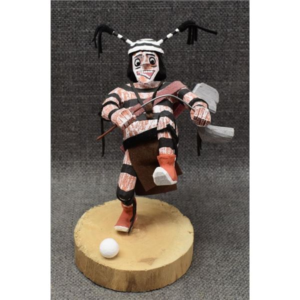 NAVAJO INDIAN DOLL (VIRGIL WOOD)