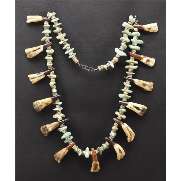 NAVAJO  INDIAN NECKLACE