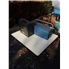 Image 1 : TOOLBOX AND ORGANIZER WITH CONTENTS