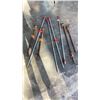 Image 1 : 8 PIPE CLAMPS