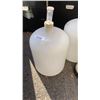 Image 2 : SPRAYER AND 2 WINE CARBOYS
