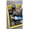 Image 3 : BOX AND TOTE OF SHOP FLUIDS, GAS HOSE
