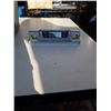 Image 2 : TRAY OF PRECISION MEASURING TOOLS, ELECTRONIC DIGITAL CALIPERS, DIGITAL TOOL SETTING GAUGE