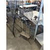 Image 2 : 6FT A FRAME RACK AND METAL CANDLE STAND