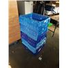 Image 1 : 8 TOTES WITH BUILT IN LIDS