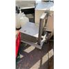 Image 2 : ADJUSTABLE HEIGHT ROLLING PLATFORM