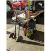 Image 1 : LOT OF GARDENING TOOLS AND RACK