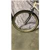 Image 2 : WHITE AND GREY BRC BIKE
