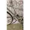 Image 2 : SILVER JAMIS BIKE