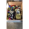 Image 2 : 2 BOXES OF LEGO AND TOYS