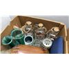 Image 2 : 2 BOXES OF HOUSEHOLD DECOR, METAL FIGURES, VASES
