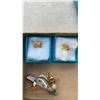 Image 2 : LOT OF PINS, PENDENTS, MEDALS - TWO BIRKS 10K PINS