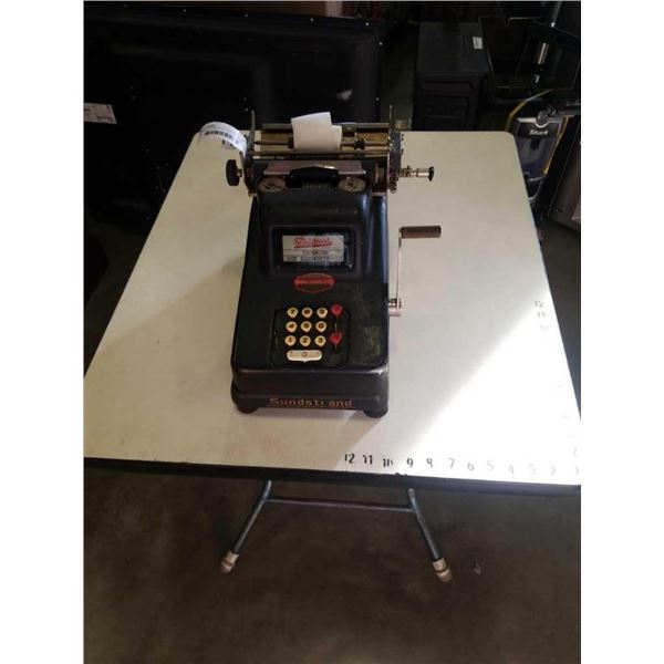 VINTAGE SUNDSTRAND SPEED ADDING MACHINE