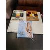 Image 1 : MARILYN MONROE AND 2 DRINKING METAL SIGNS