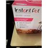 Image 2 : AS NEW INSTANT POT DUO CRISP + AIR FRYER 8QT - RETAIL $249