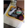 Image 2 : BOX AND TRAY OF ESTATE GOODS, DECORATIONS, COLLECTIBLES