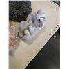 Image 8 : 3 SEMI PRECIOUS STONES