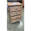 Image 2 : 4 DRAWER DRESSER