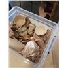 Image 2 : LOT OF JOHNSON BROS OLD CHELSEA CHINA