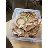 Image 2 : LOT OF JOHNSON BROS OLD ENGLISH CHINA