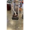 Image 2 : BIRD CAGE ON STAND