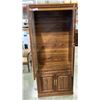 Image 2 : 6.5FT ILLUMINATED CABINET