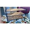 Image 2 : FOLDING SHELF AND WOOL CARPET