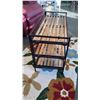 Image 3 : FOLDING SHELF AND WOOL CARPET