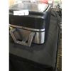 Image 2 : BELLA PRO SERIES 9QT TRIZONE AIR FRYER, TESTED AND WORKING, RETAIL $349