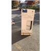 Image 1 : AS NEW INSIGNIA 4.9CU FT BOTTOM MOUNT COMPACT FRIDGE TESTED AND WORKING, RETAIL $399