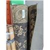 Image 2 : 5FT WIDE AREA RUG