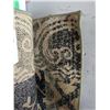 Image 3 : 5FT WIDE AREA RUG