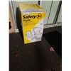 Image 2 : NEW SAFETY 1ST STRYDE TRAVEL SYSTEM FEATURING ON BOARD 35 INFANT CAR SEAT, RETAIL $399