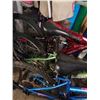Image 8 : 6 BIKES