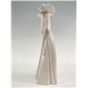 Image 8 : Lladro Nun Figure