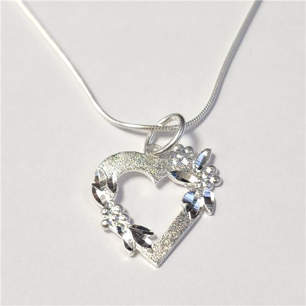 SILVER HEART 16  NECKLACE