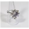 Image 1 : NEW ZIRCON FLOWER AND HEART CHARM RING SIZE 7