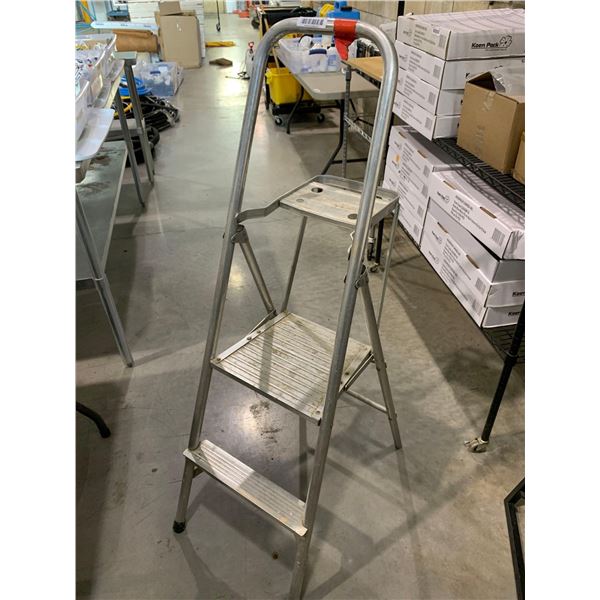 Aluminum Step Ladder