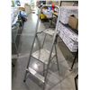Image 2 : Aluminum Step Ladder