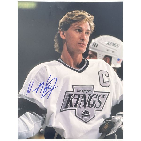 Wayne Gretsky signed photo