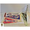 Image 1 : SET OF 4 VINTAGE NHL BANNERS W/ 7.5" STANLEY CUP